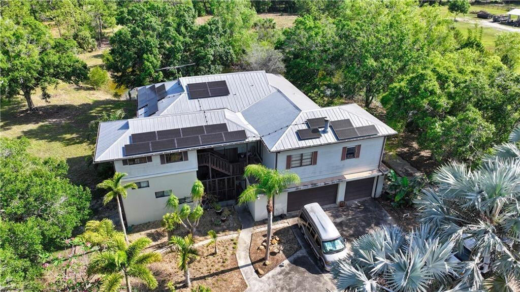 Property Photo: 12350 83rd Street FL 32948