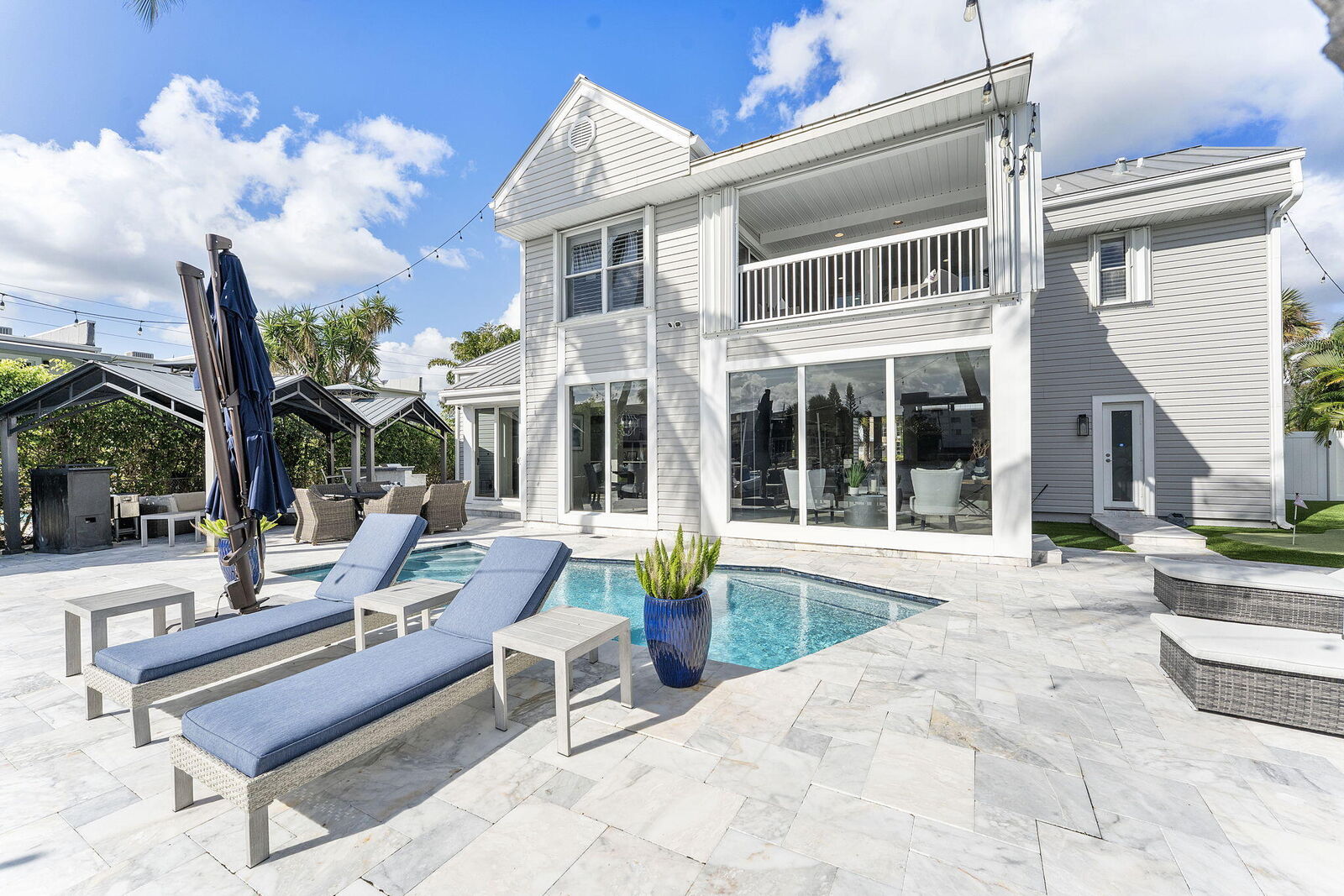 Property Photo:  910 Jasmine Drive  FL 33483 