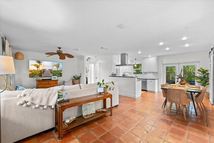 Property Photo:  710 Cree Street  FL 33458 