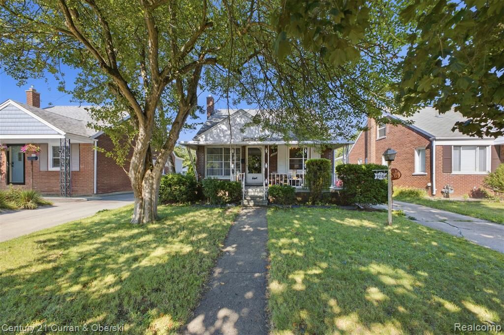 Property Photo:  9864 Quandt Avenue  MI 48101 