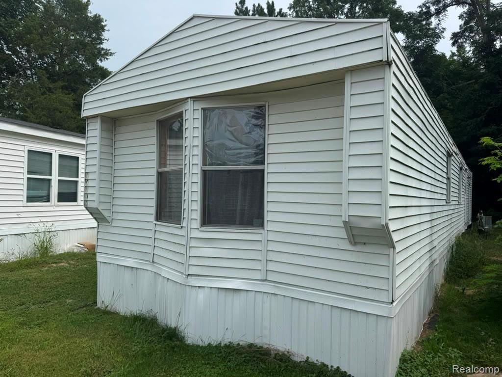 Property Photo: 926 Hill St Lot #18 MI 48875
