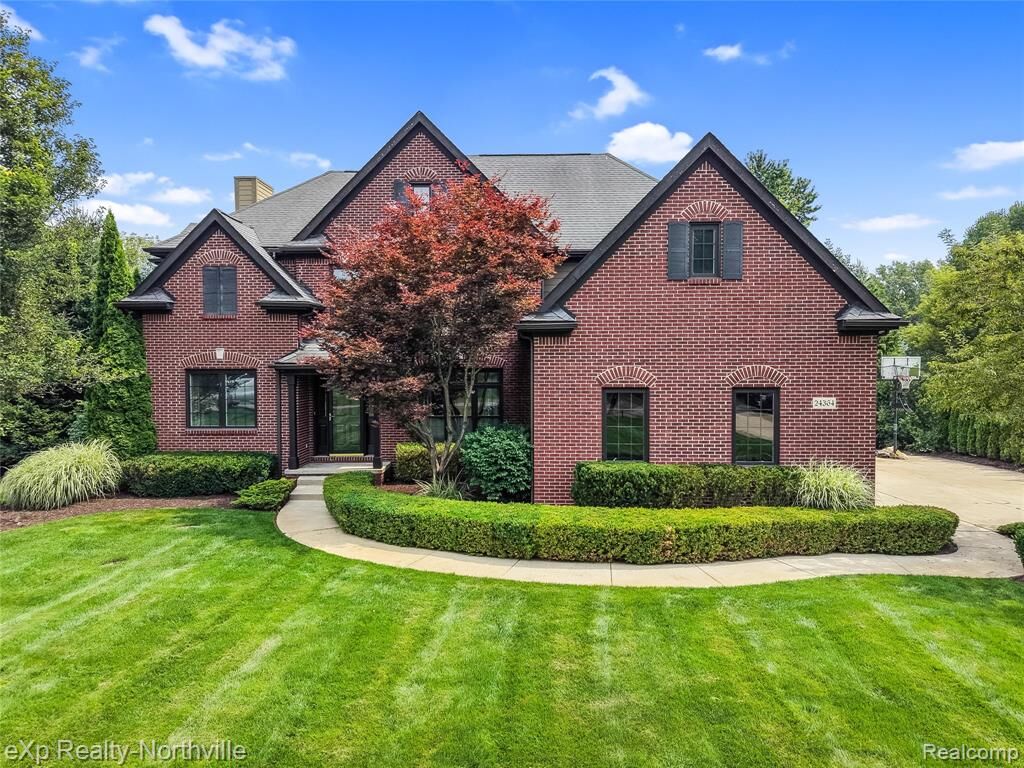 Property Photo: 24364 Tara Drive MI 48178