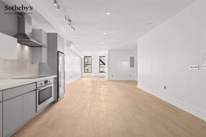 Property Photo: 410 W 47th Street NY 10036