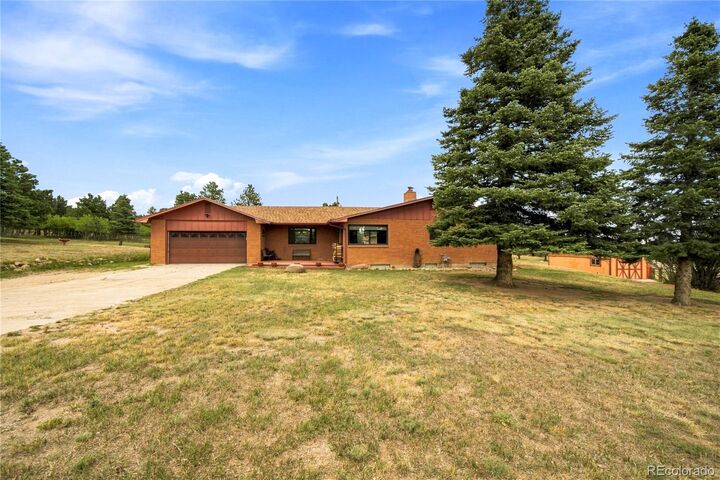 Property Photo: 8087 Oak Drive CO 81069