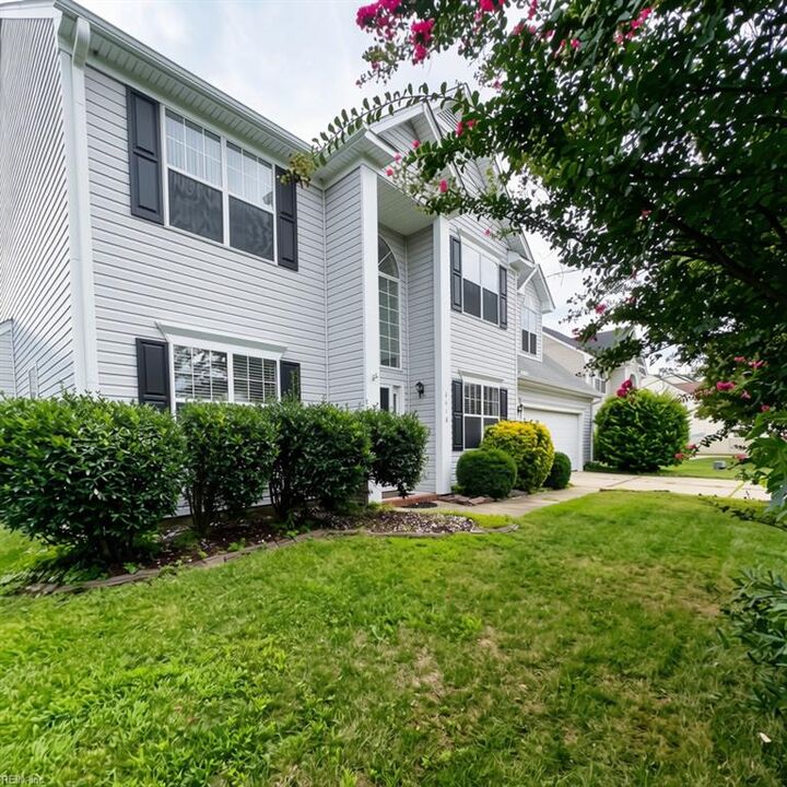 Property Photo: 6418 Aberdeen Pl VA 23435