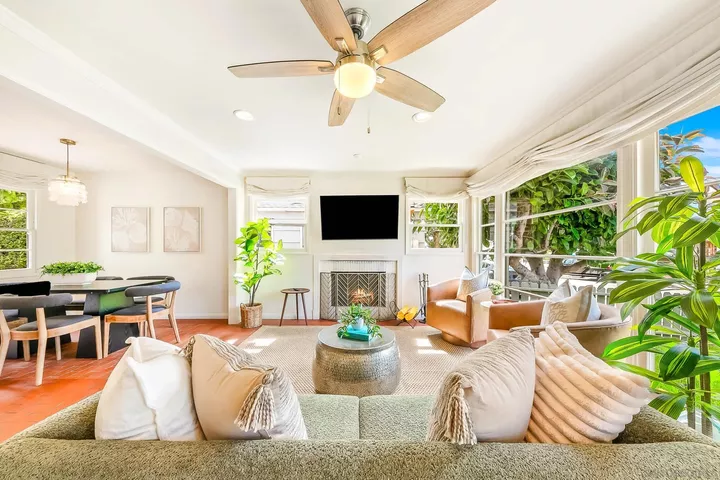 Property Photo:  723 Arenas  CA 92037 