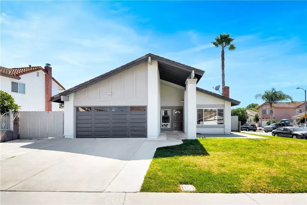 Property Photo:  3482 Almond Street  CA 92606 