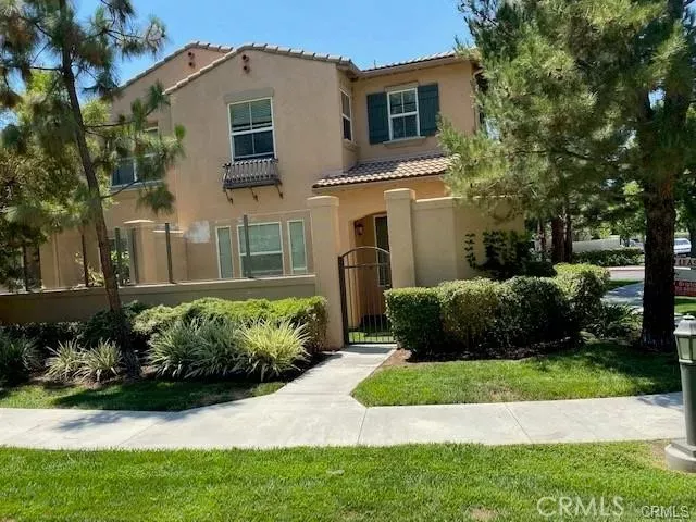 Property Photo:  32 Trailing Vine  CA 92602 