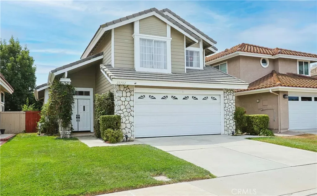 Property Photo:  28782 Vista Saddleback  CA 92679 