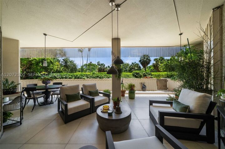 Property Photo:  2901 S Bayshore Drive 1B  FL 33133 