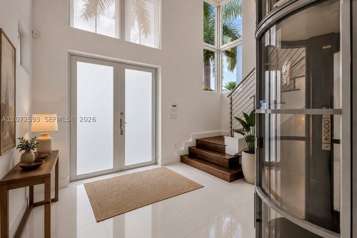 Property Photo: 3460 NW 84th Ave FL 33122