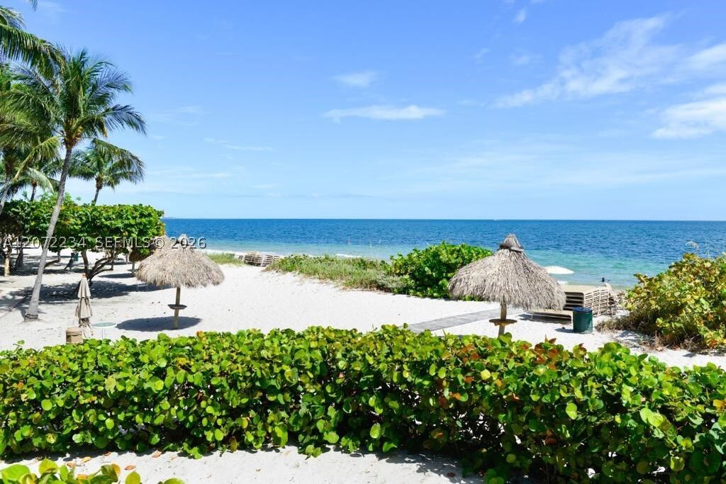 Property Photo: 1121 Crandon Blvd D206 FL 33149