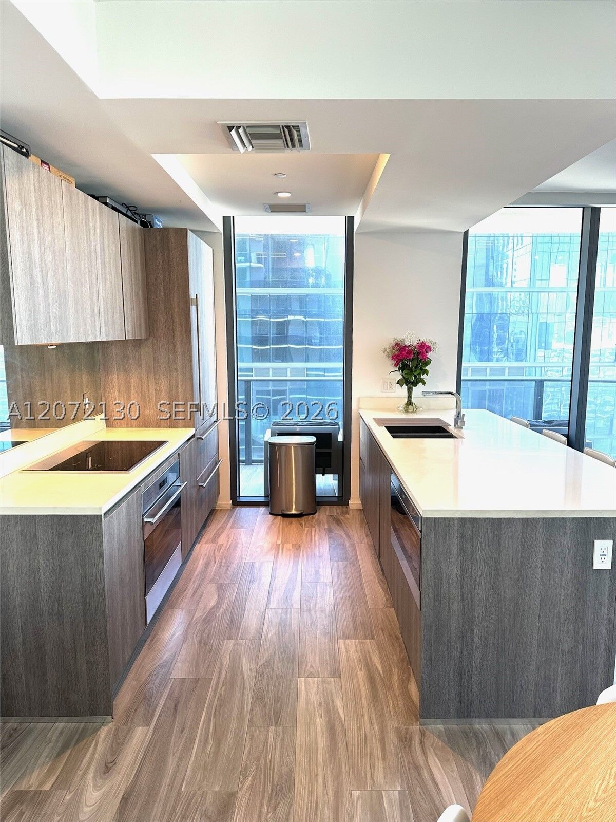 Property Photo:  801 S Miami Ave 4305  FL 33130 