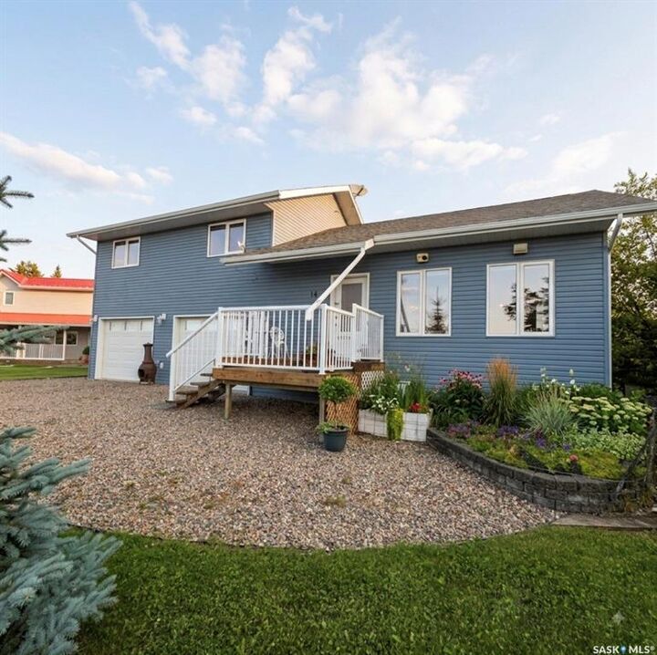 Property Photo:  14 Pine Crescent  SK S0J 3E0 