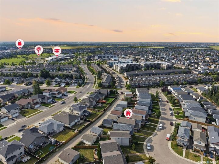 Property Photo: 738 Lamarsh Lane SK S7W 1B6