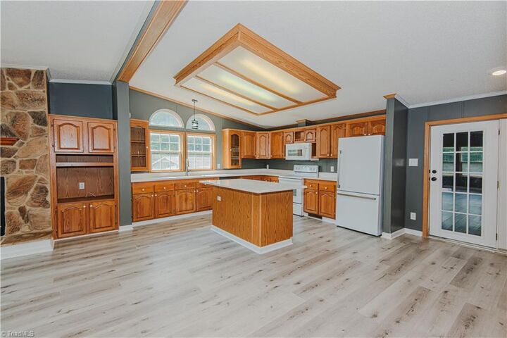 Property Photo: 127 Shelby Lane NC 27025