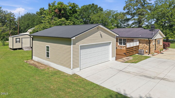 Property Photo:  2283 Turnpike Road  NC 28376 