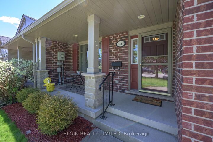 Property Photo: 34 Pear Tree Avenue ON N5R 0B5