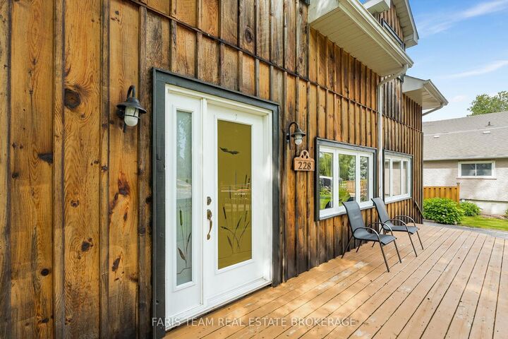 Property Photo: 228 Bayshore Road ON L0L 1K0