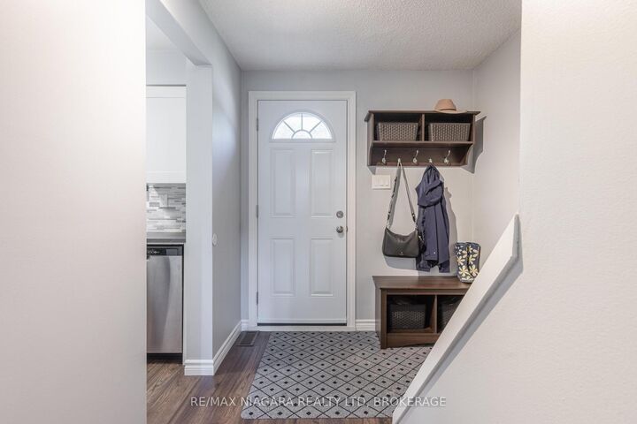 Property Photo:  25 Linfield Drive 67  ON L2N 5T7 