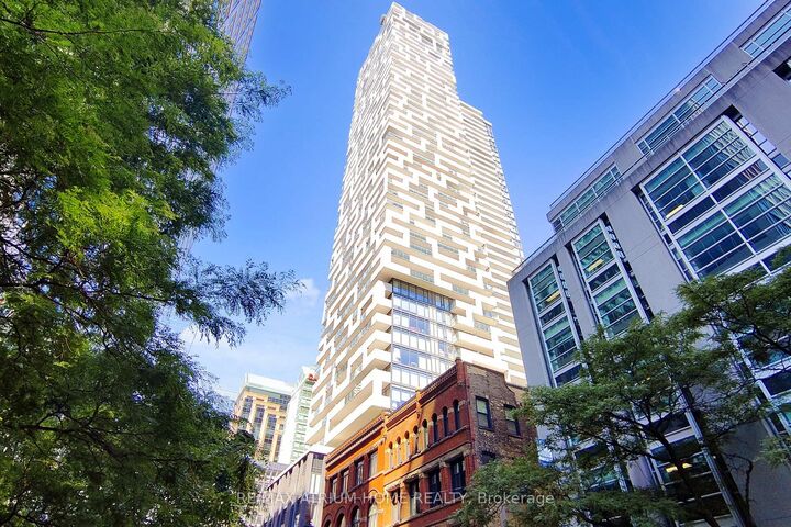 Property Photo: 20 Lombard Street 3505 ON M5C 0A7