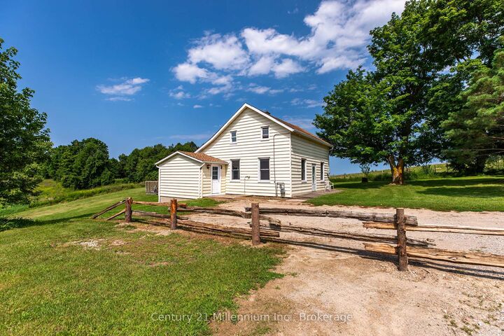 Property Photo: 306 David Winkler Parkway ON N0G 2M0