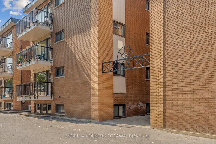 Property Photo: 270 Beechwood Avenue 11 ON K1L 8A6