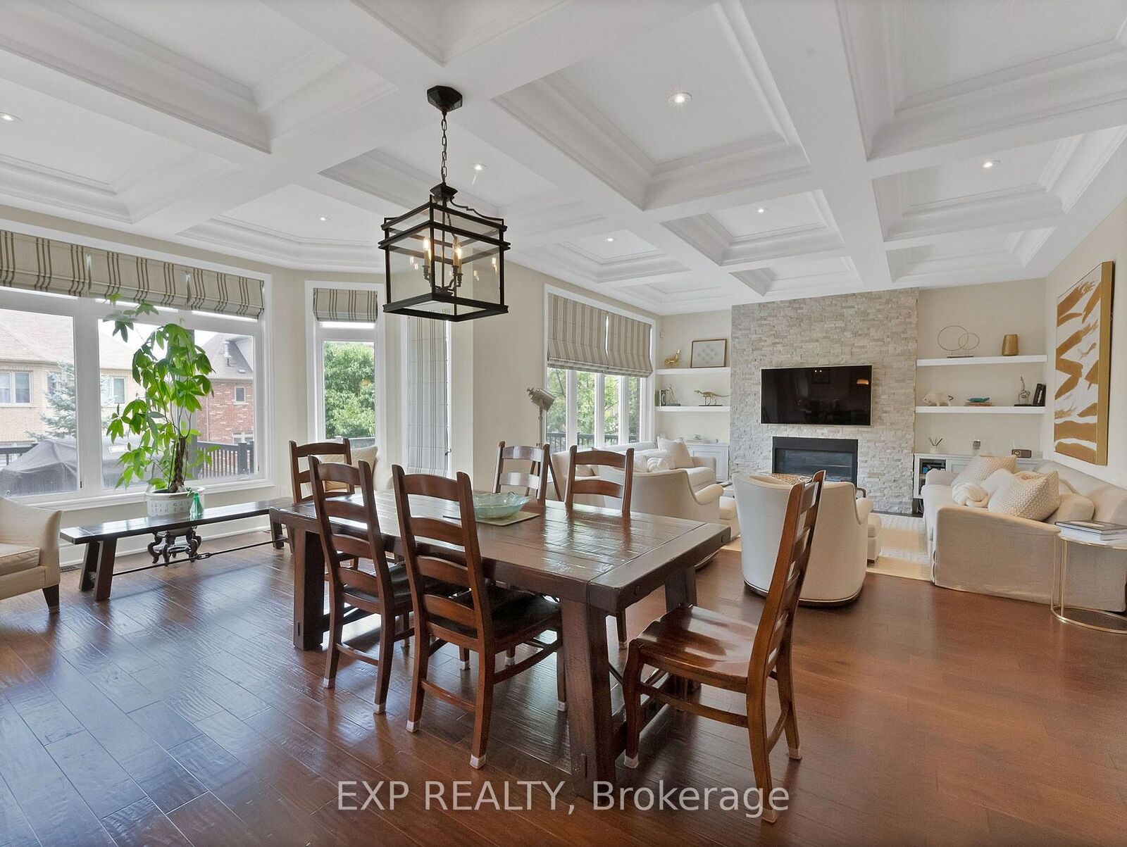 Property Photo: 85 Royal West Road ON L6C 0L4