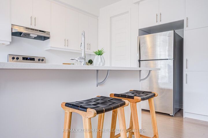 Property Photo: 1377 William Halton Parkway ON L6M 5N9