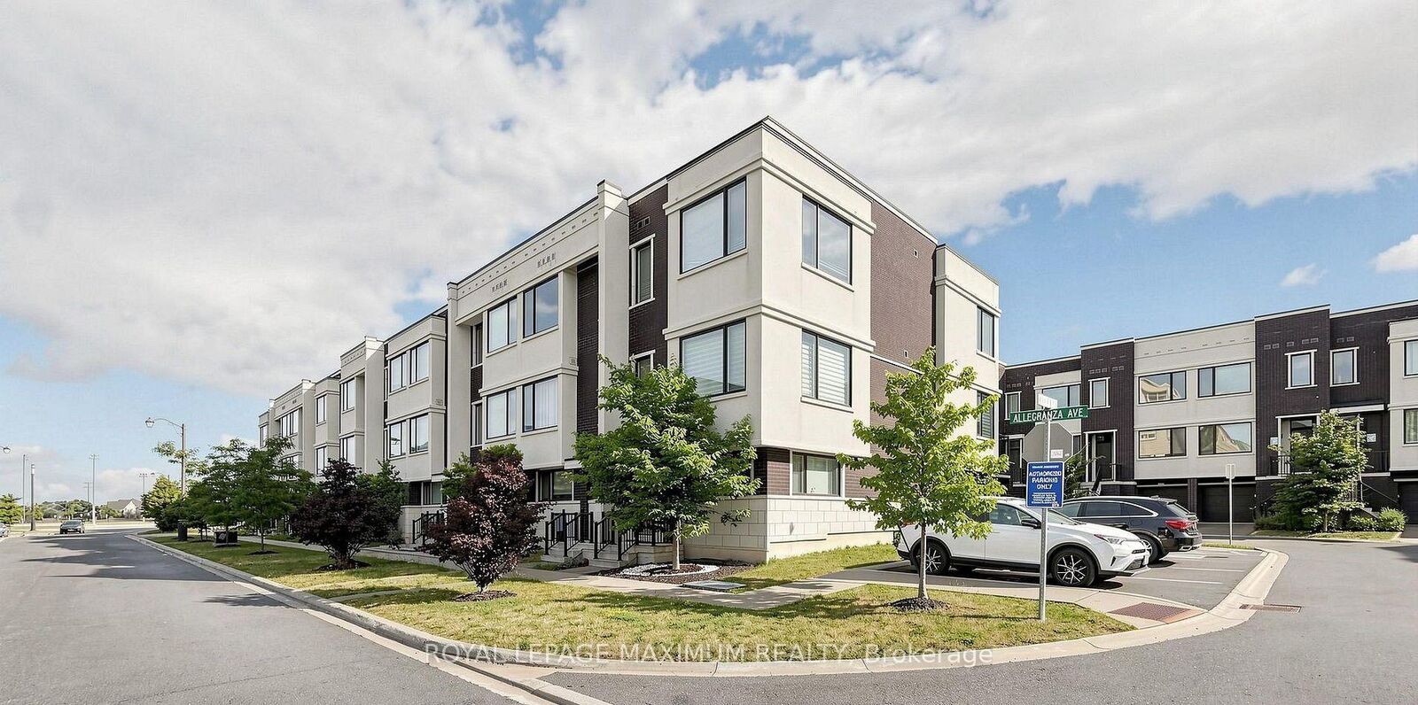 Property Photo: 50 Allegranza Avenue ON L4H 4P2