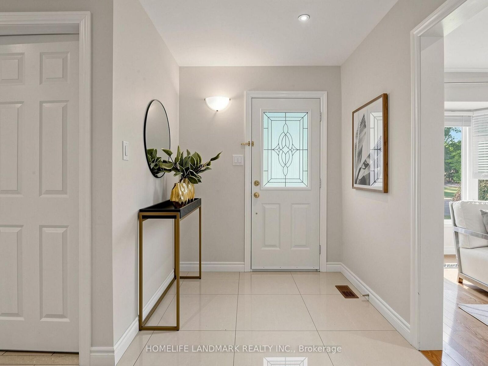 Property Photo: 60 Ingleborough Court ON L3R 8M4