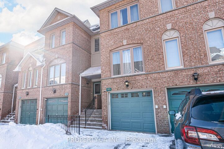 1050 Bristol Road W 45 — photo 1