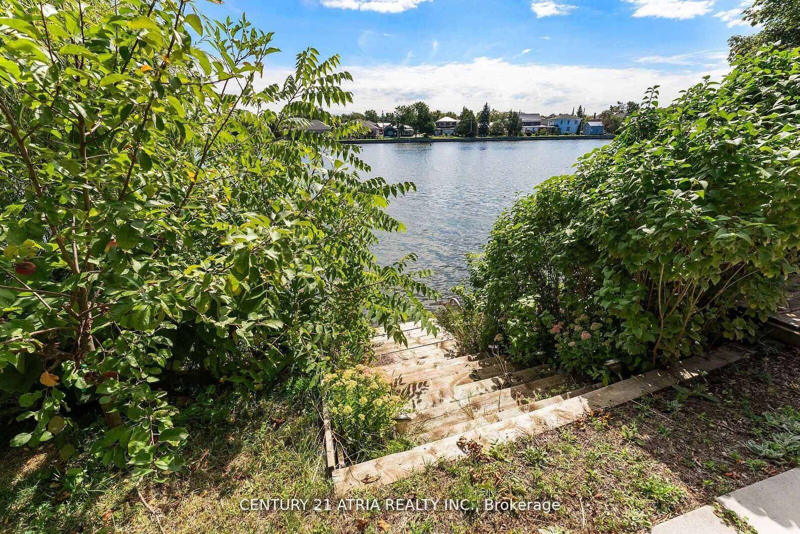 Property Photo: 197 Queen Street ON K0L 1L0