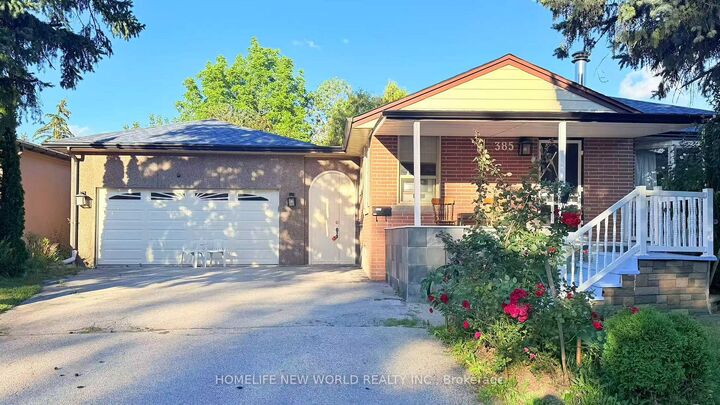 Property Photo: 385 Marybay Crescent Bsmt Unit 2 ON L4C 2X5