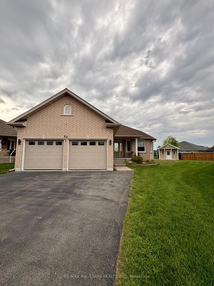 Property Photo: 65 Liam Street ON K9V 0J4