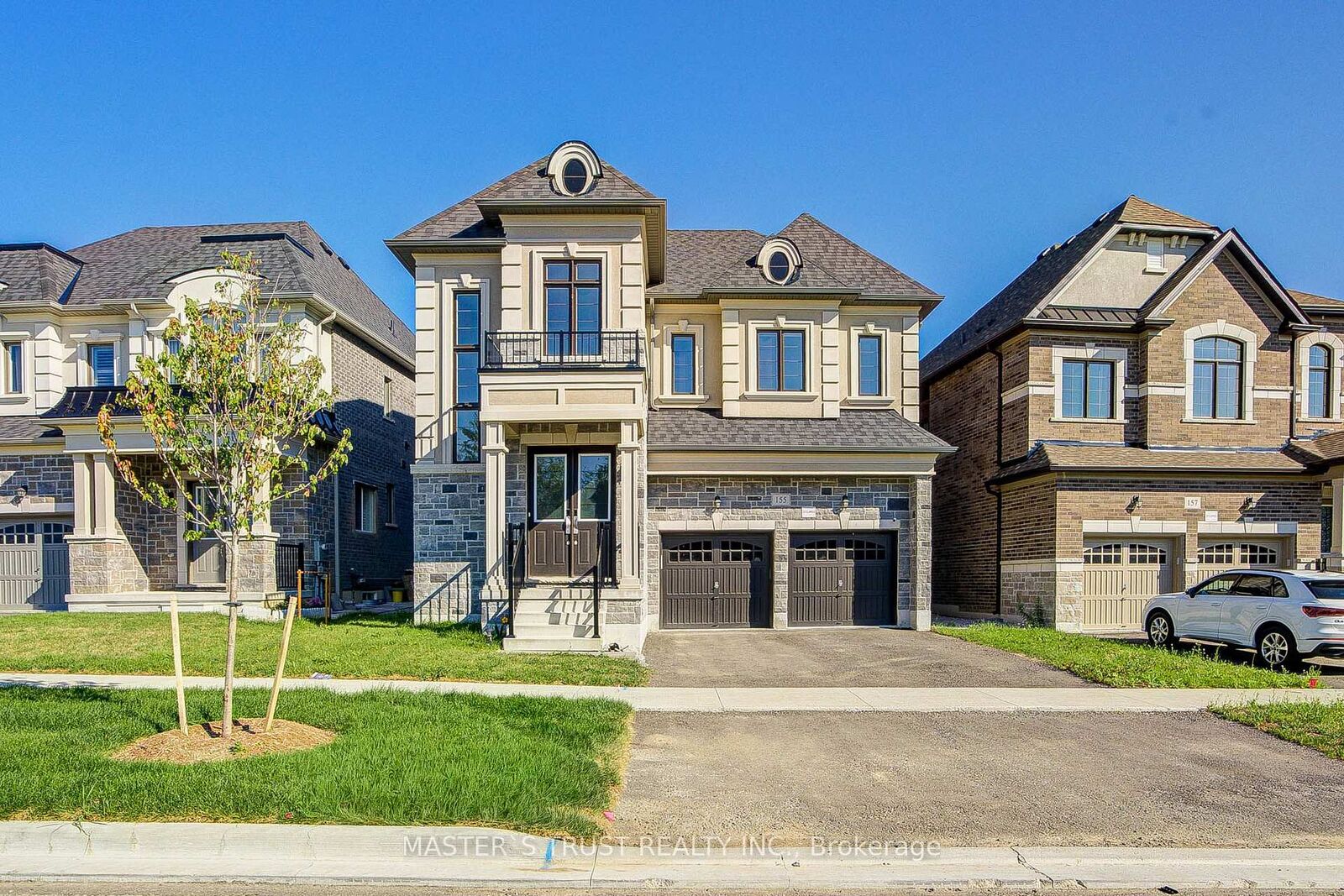 Property Photo:  155 Prairie Rose Drive  ON L4S 1L9 