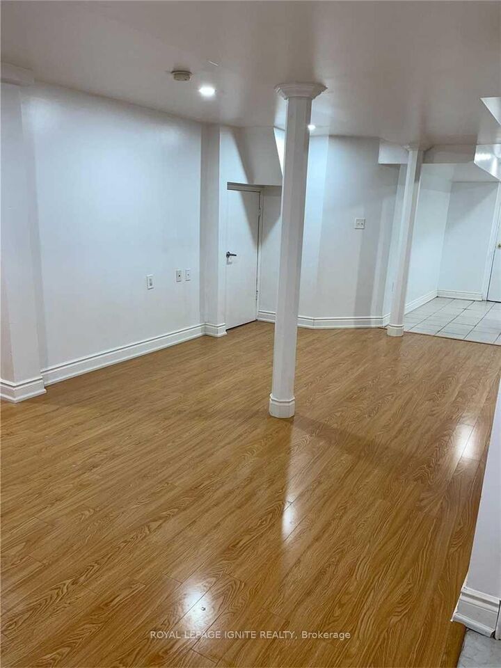 Property Photo:  84 Don Minaker Drive  ON L6P 1R7 