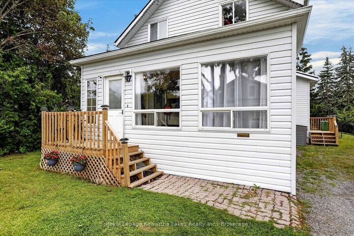 Photo de la propriété: 17 Crandall Street ON K9V 1R9