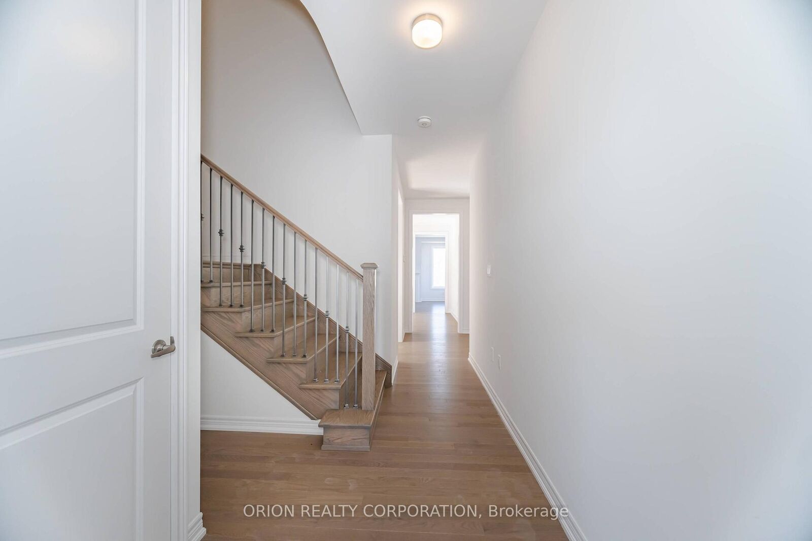 Property Photo: 122 Thicketwood Avenue ON L9J 0W8