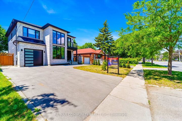 Property Photo: 856 Kennedy Road ON M1K 2E7