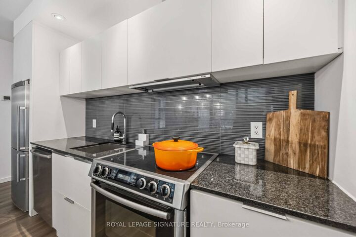 Property Photo: 8 Charlotte Street 202 ON M5V 0K4