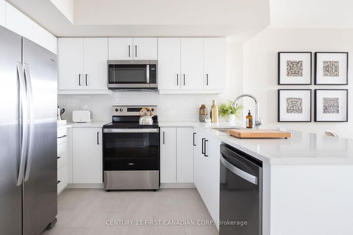 Property Photo: 4286 King Street 1008 ON N2P 2E9