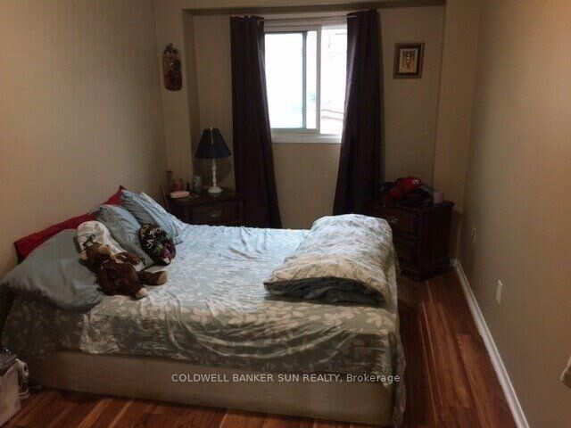 Property Photo:  150 Murray Street 2  ON L6X 2S4 