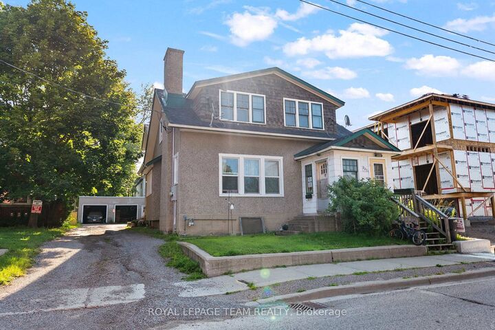 Property Photo: 229 Cecelia Street ON K8A 1R8
