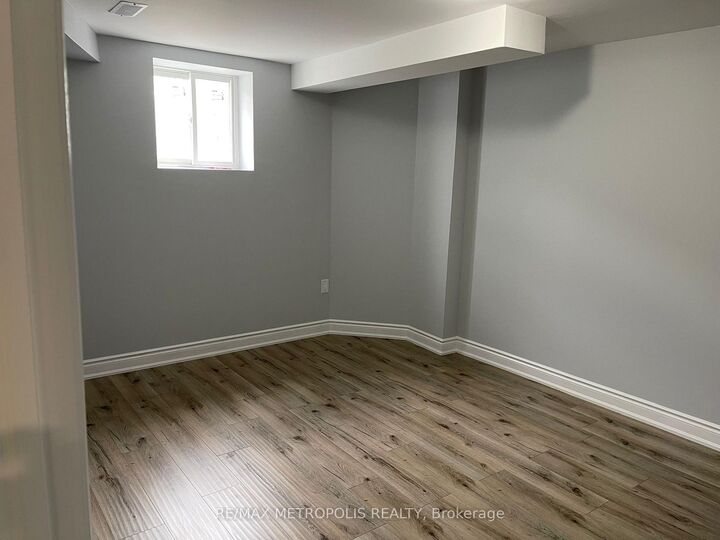Property Photo: 2 Summitgreen Crescent Bsmt ON L6R 0T3