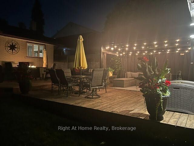 Property Photo: 188 Hillsdale Avenue ON L1G 2P7