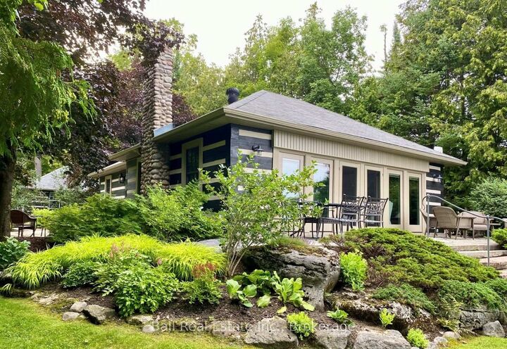 Property Photo: 2933 Ayotte's Point Lane ON K0L 2H0