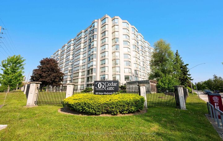 309 Major Mackenzie Drive E 915 — photo 1