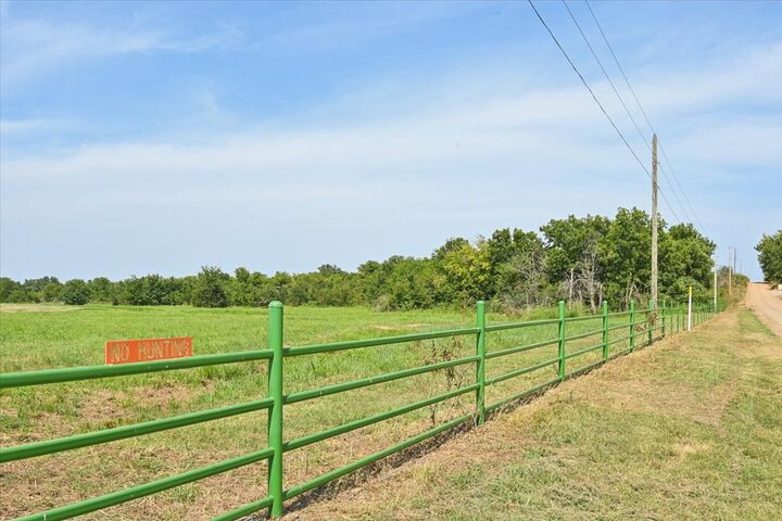 Property Photo:  E 113th Street S  OK 74450 