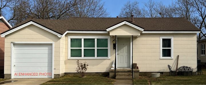 Property Photo: 435 S Maple Street OK 74048
